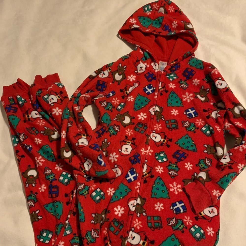The Children's Place One Piece Christmas Pajamas with Zipper & Hood Size…​​​​​​
